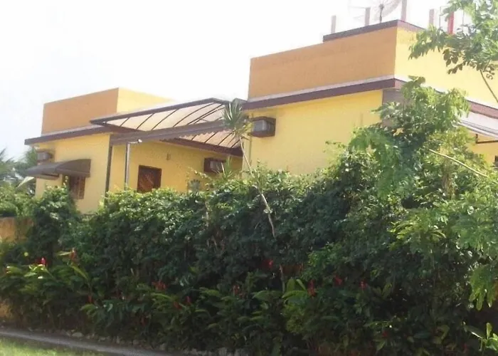 Pousada Solarium UNIDADE 1 ECONOMICA-BÁSICAPousada Guaruja